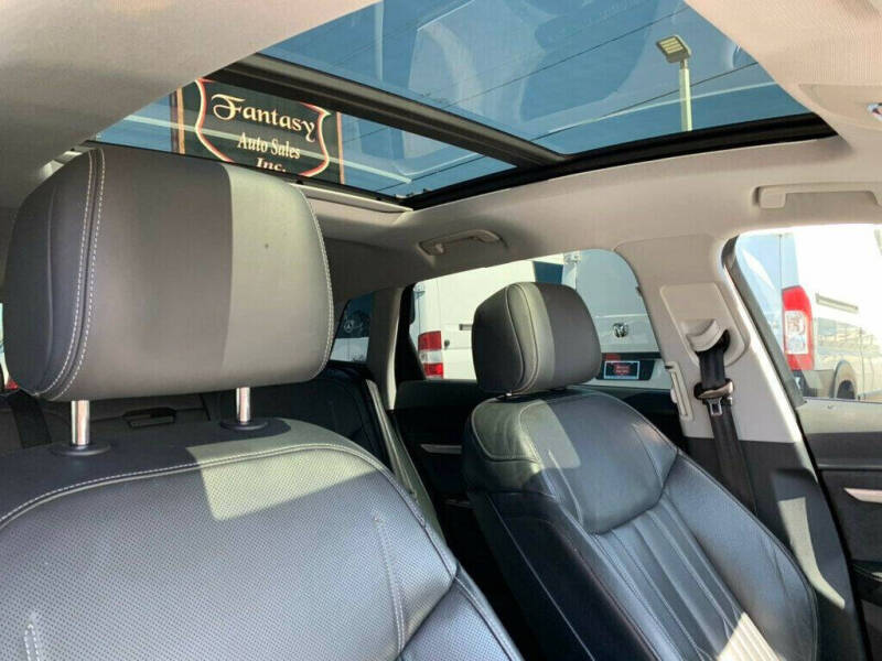 2019 Audi e-tron quattro Prestige