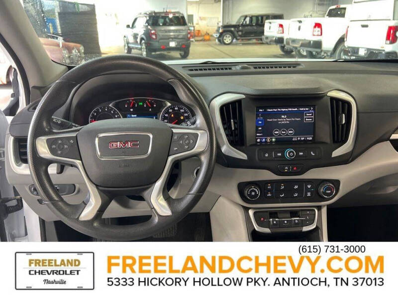 2024 GMC Terrain SLE