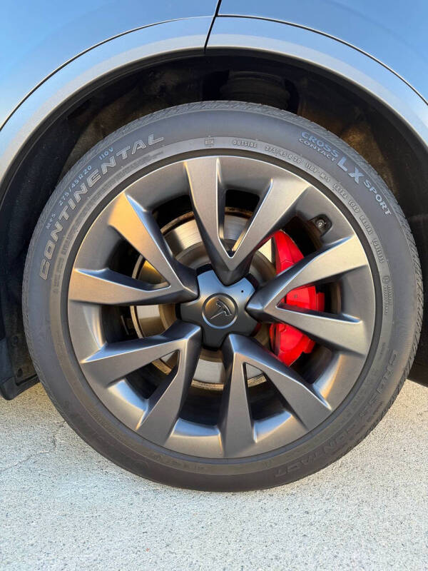 2024 Tesla Model X Plaid