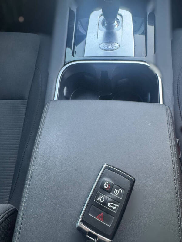 2020 Land Rover Discovery Sport P250 Standard