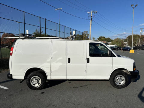 2023 Chevrolet Express 2500