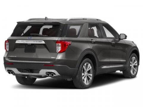 2022 Ford Explorer Platinum AWD Platinum 4dr SUV 2