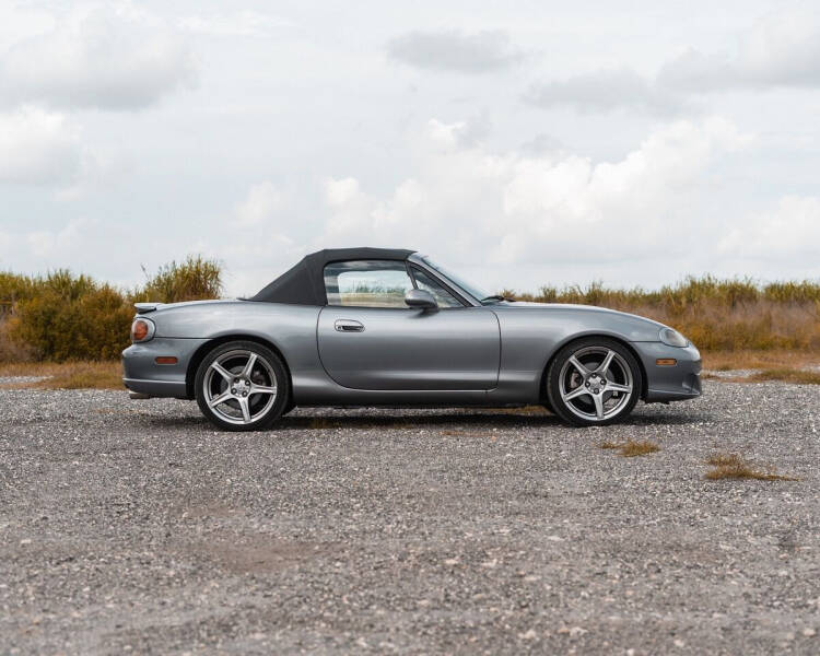 2004 Mazda MAZDASPEED MX-5 for sale at EURO STABLE in Miami FL