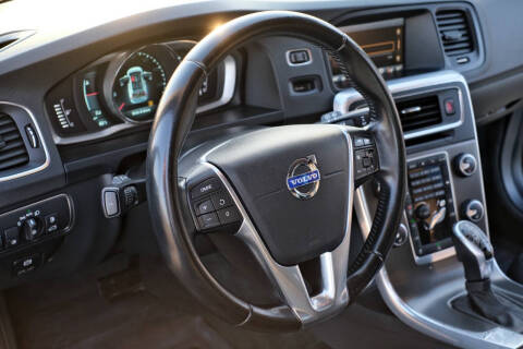 2015 Volvo V60 T5 Drive-E Premier Plus