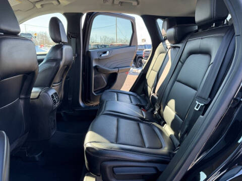 2023 Ford Escape Platinum