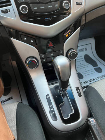 2011 Chevrolet Cruze LS