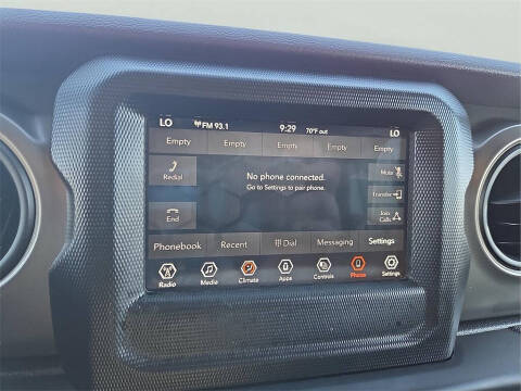 2023 Jeep Gladiator Willys