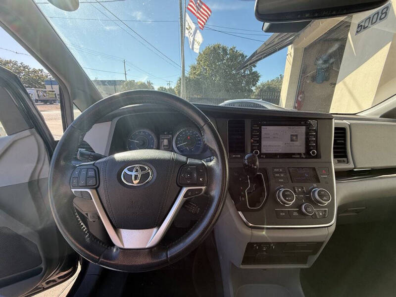 2019 Toyota Sienna