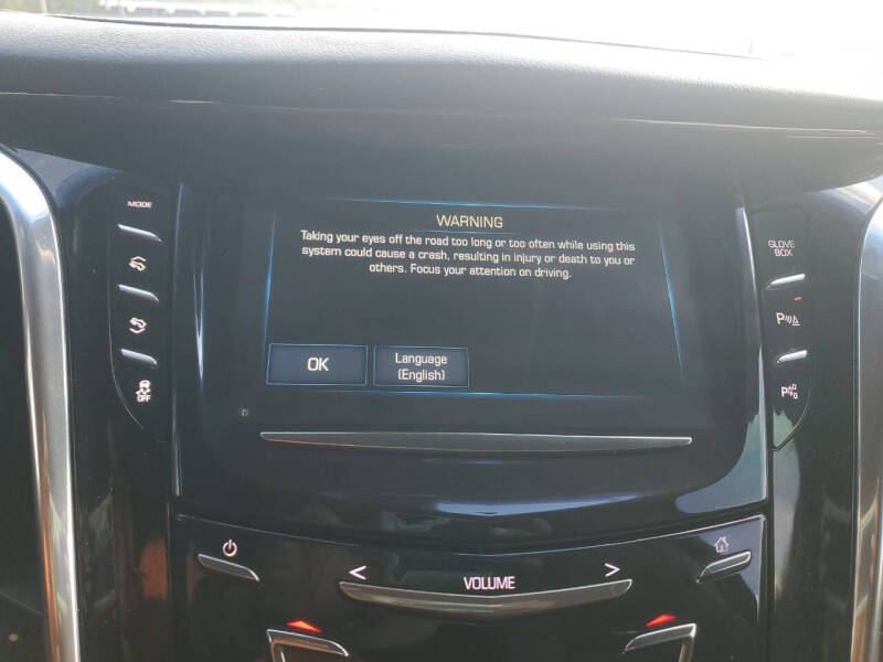 2017 Cadillac Escalade Standard