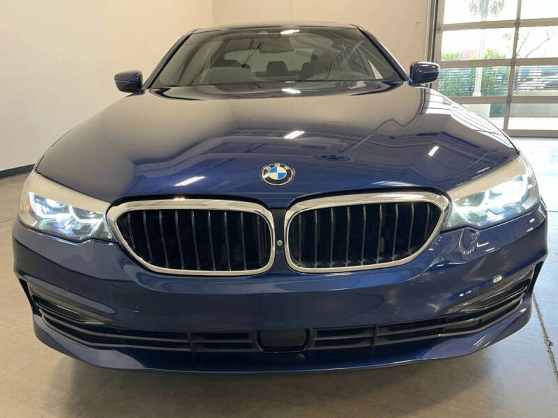 2017 BMW 5 Series 530i