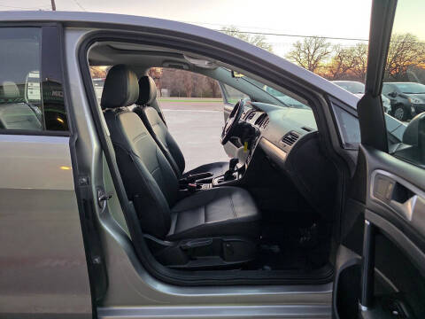 2015 Volkswagen Golf TSI S