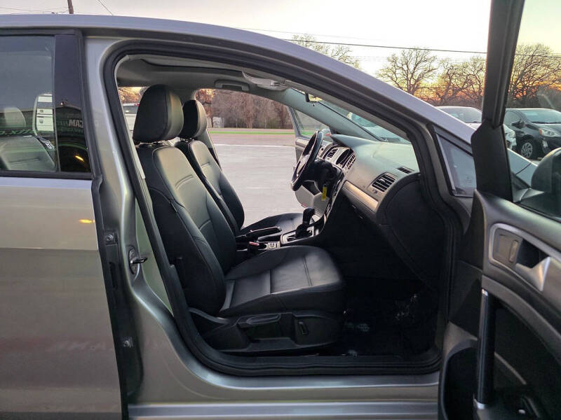 2015 Volkswagen Golf TSI S