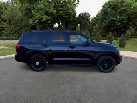 2013 Toyota Sequoia SR5