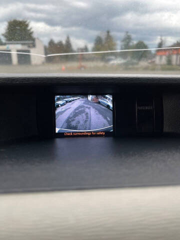 2014 Toyota Sienna LE 8-Passenger