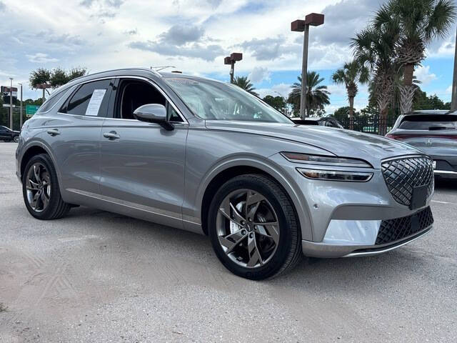 2023 Genesis Electrified GV70