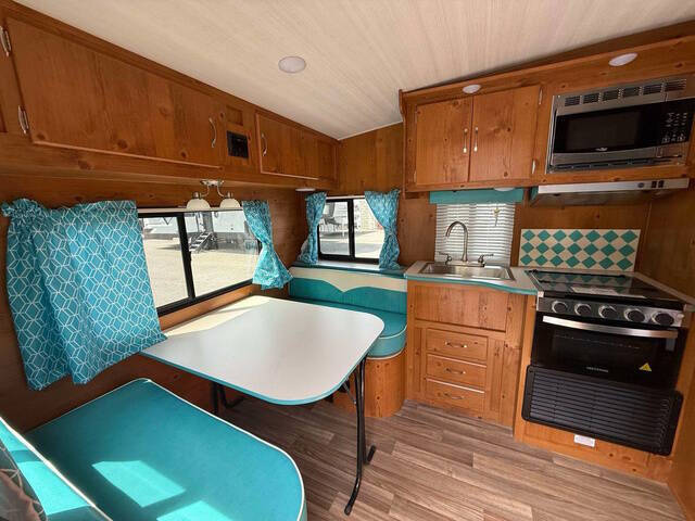 2025 Gulfstream VINTAGE CRUSIER 19ERD