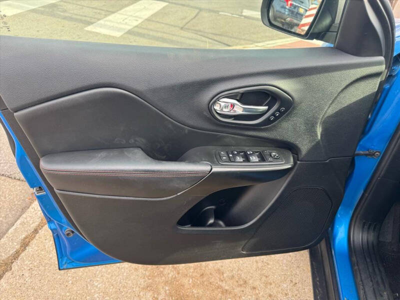 2019 Jeep Cherokee Trailhawk