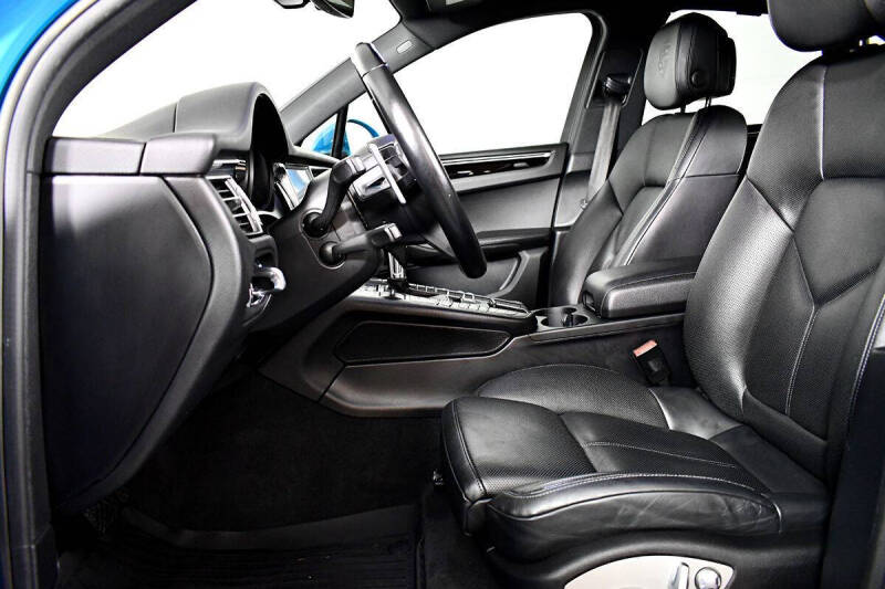 2019 Porsche Macan S