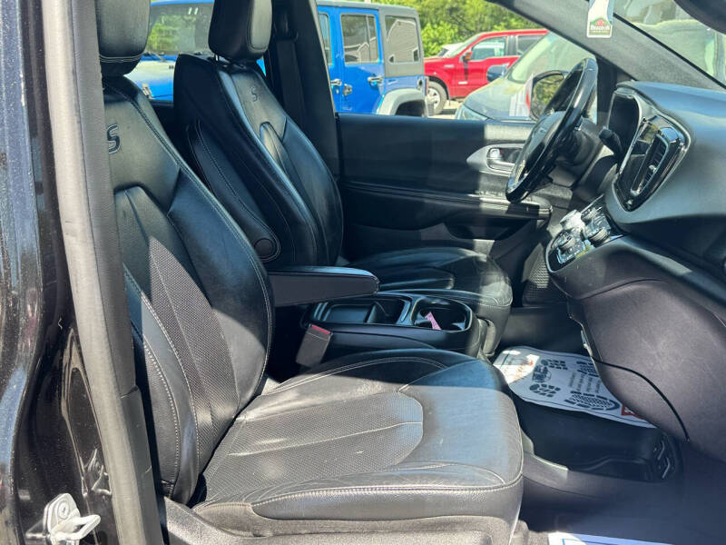 2019 Chrysler Pacifica Touring L
