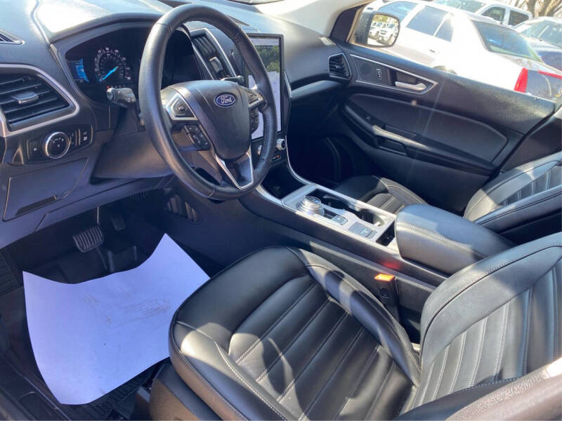 2024 Ford Edge