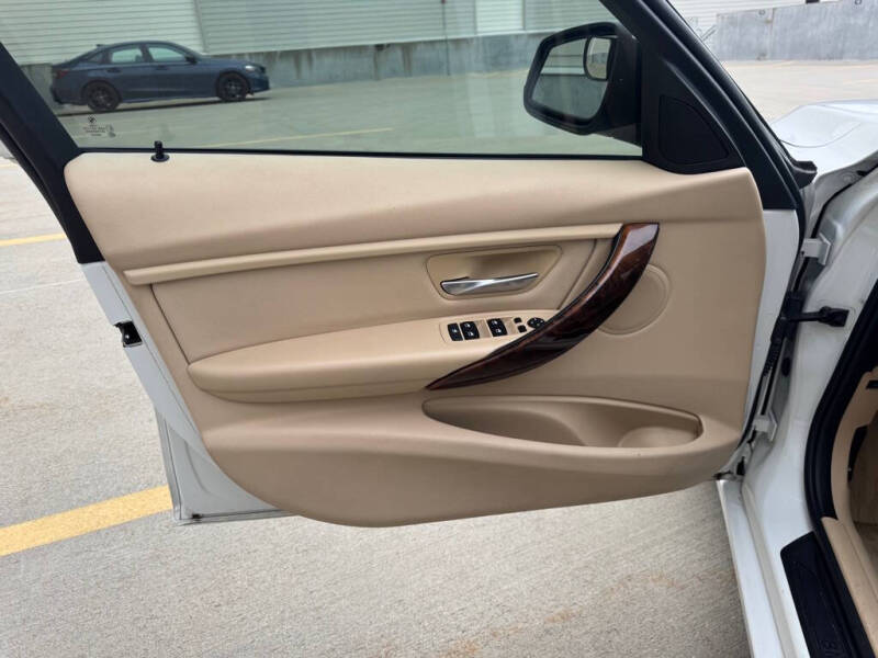 2014 BMW 3 Series 328i