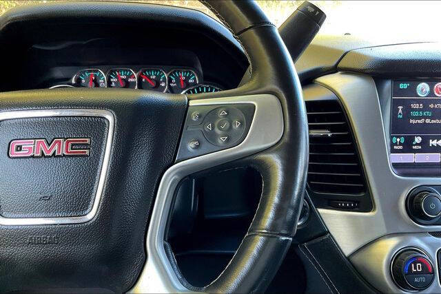 2017 GMC Yukon SLT