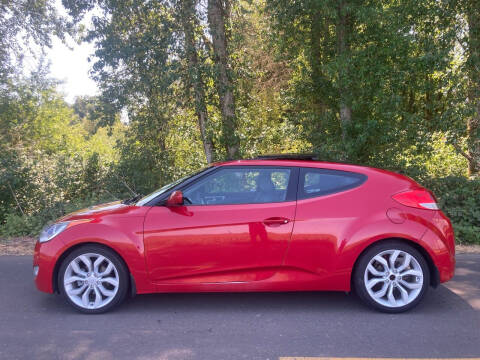 2013 Hyundai Veloster for sale at M AND S CAR SALES LLC in Independence OR