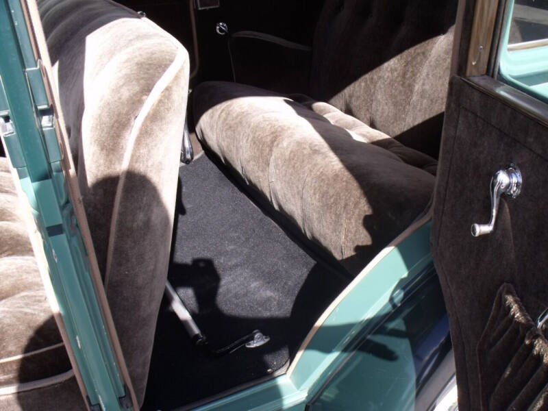 1932 Oldsmobile F-32