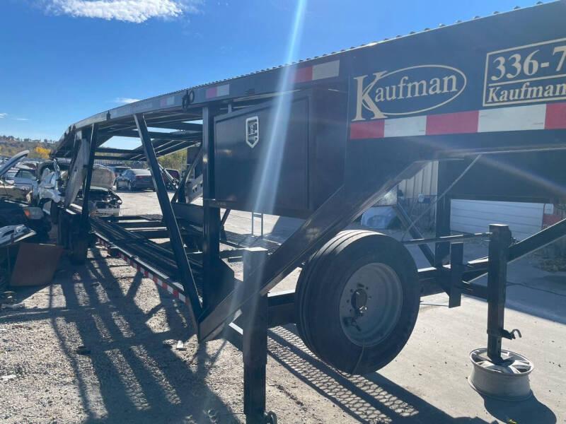 2017 Kaufman Trailers