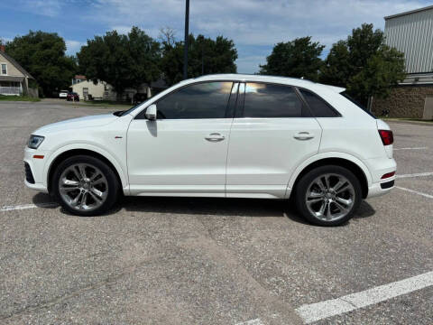 2016 Audi Q3 2.0T quattro Prestige