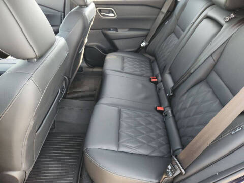 2025 Nissan Rogue Platinum