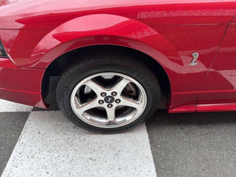 2001 Ford Mustang SVT Cobra