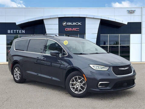 2021 Chrysler Pacifica for sale at Betten Pre-owned Twin Lake in Twin Lake MI