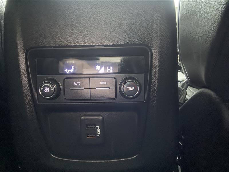 2022 Buick Enclave Essence