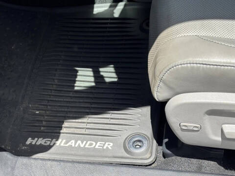 2016 Toyota Highlander