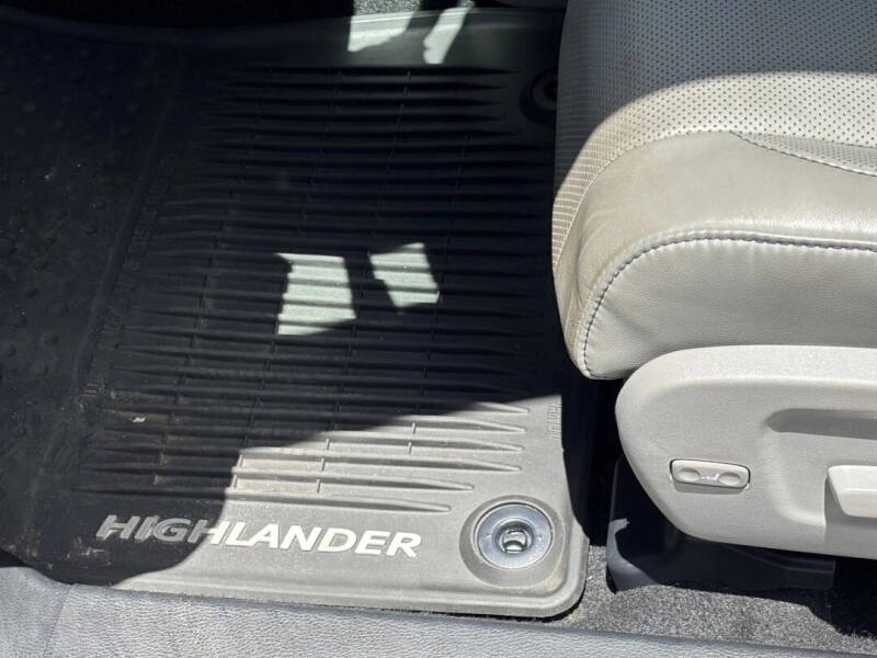 2016 Toyota Highlander