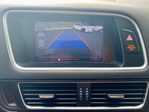 2012 Audi Q5 3.2 quattro Premium Plus