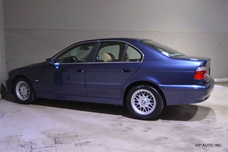 2002 BMW 5 Series 525i