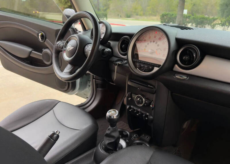 2013 MINI Hardtop Cooper