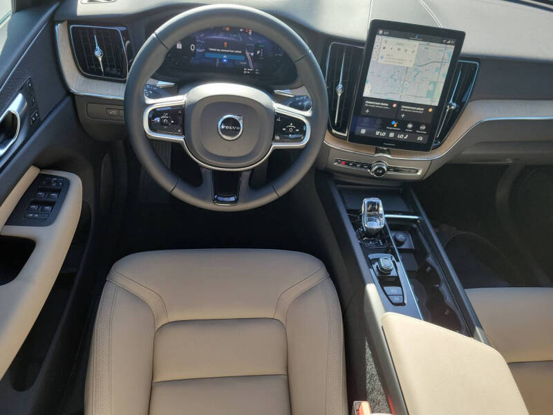 2026 Volvo XC60 T8 Plus