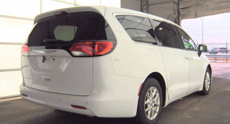 2018 Chrysler Pacifica LX