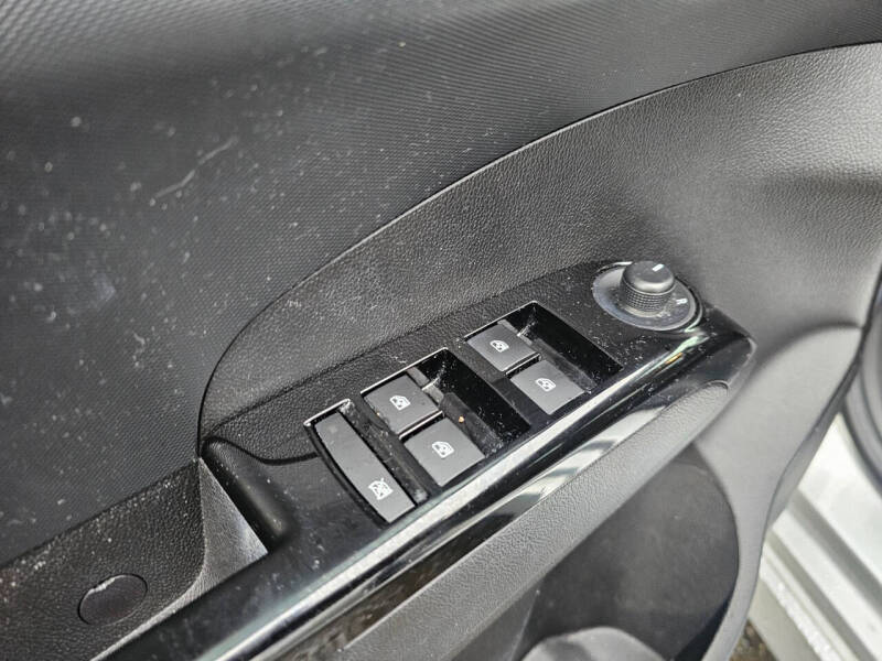 2017 Chevrolet Sonic LT Auto