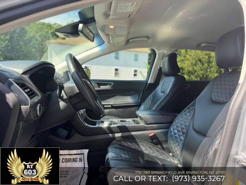 2023 Ford Edge Titanium