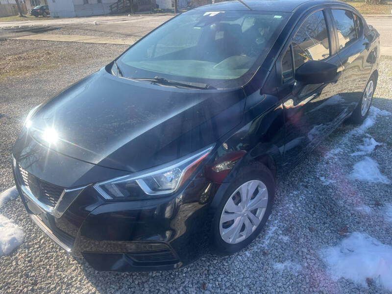 2020 Nissan Versa Sedan S's photo