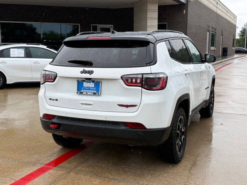 2025 Jeep Compass Trailhawk