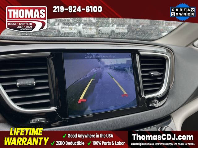 2017 Chrysler Pacifica Touring-L Plus