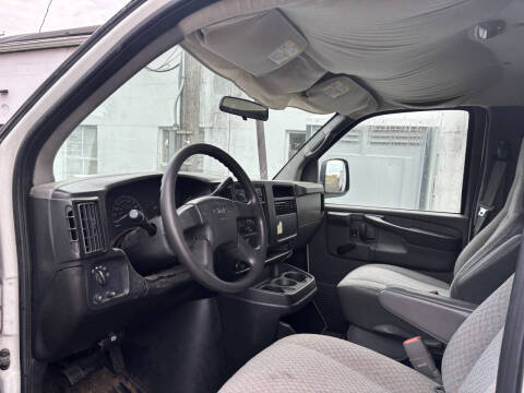 2006 GMC Savana 2500