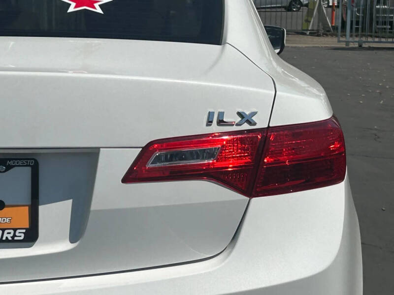 2014 Acura ILX 2.0L w/Tech