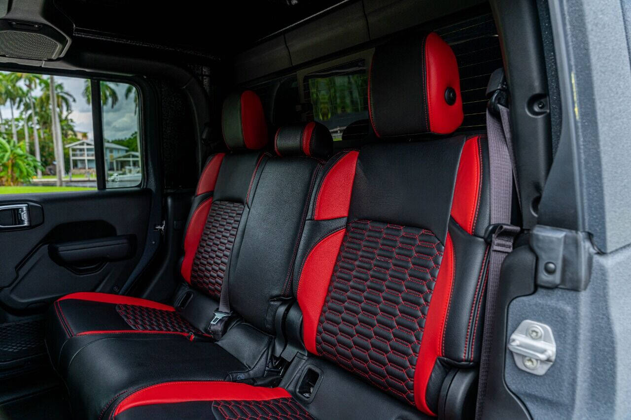2023 JEEP Gladiator Pickup - $164,999