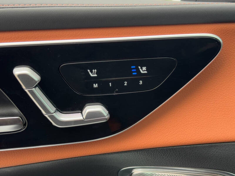 2025 Mercedes-Benz GLC GLC 300